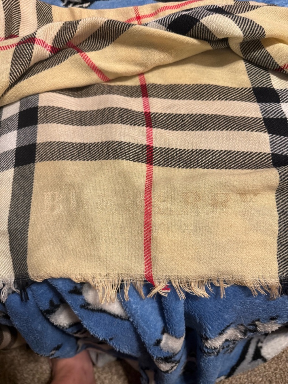 BURBERRY LONDON classic long line Beige Plaid Scarf with Subtle Embossed Logo - Picture 2 of 4